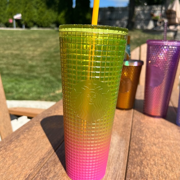 Starbucks NEW! PINK AND LEMON COLD CUP! Rare color! 2022 summer debut! - Picture 5 of 7